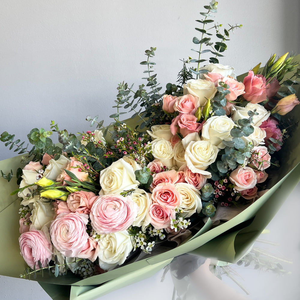 Russian Bouquet: Pink & White