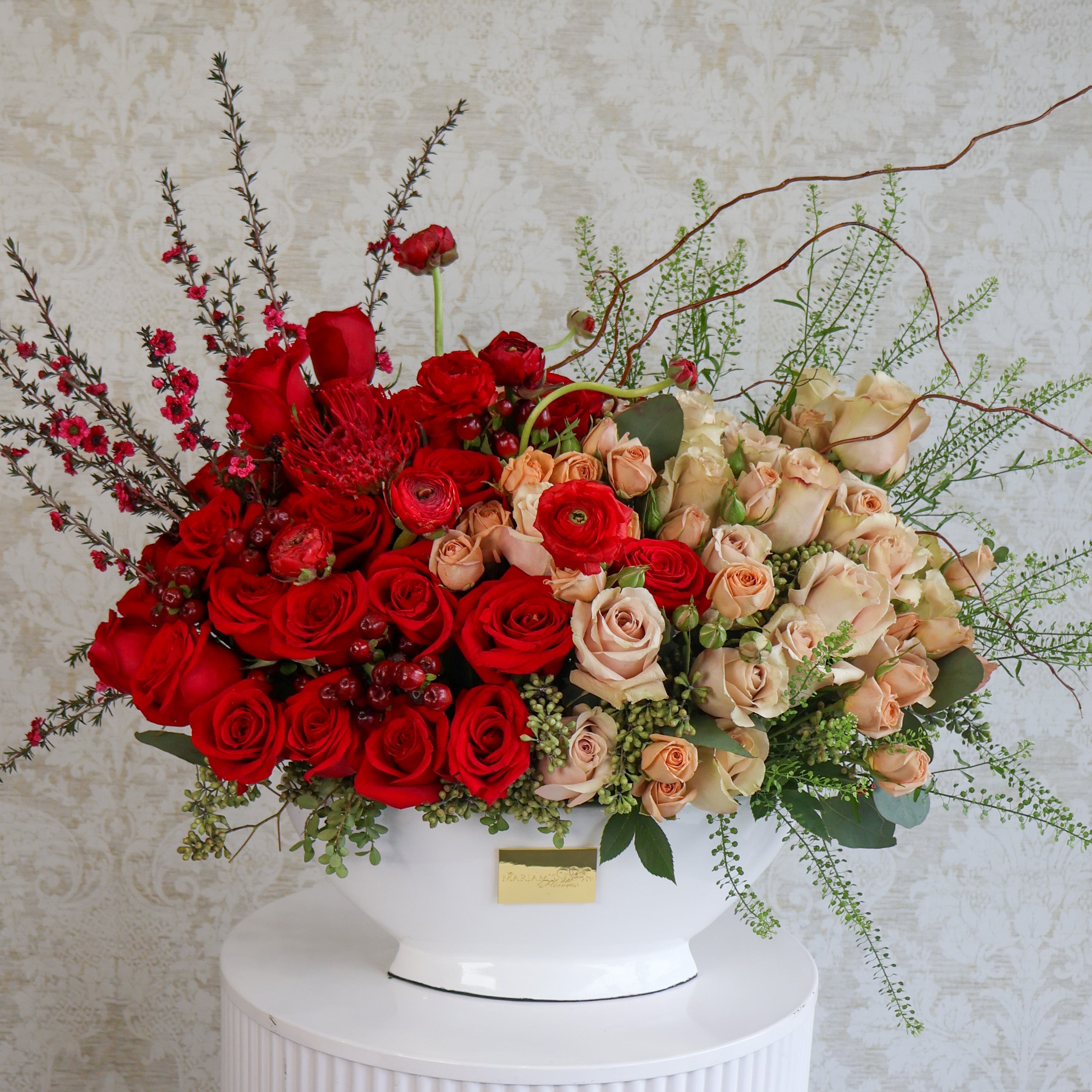 Scarlett Elegance - Mariams Flowers