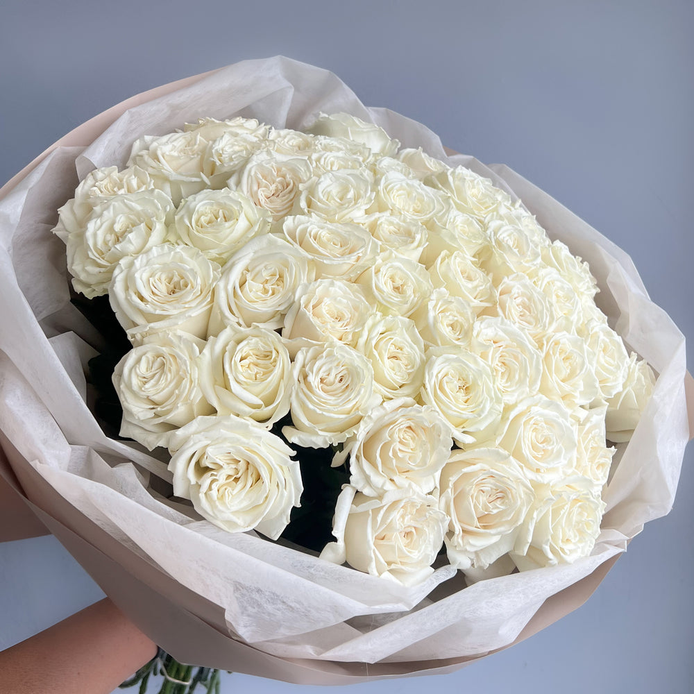 50 White Roses No Filler