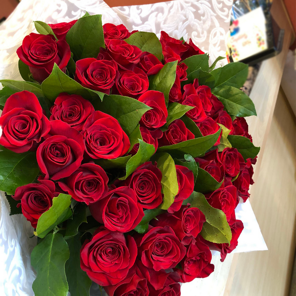 Beautiful Red Rose Flowers Bouquet